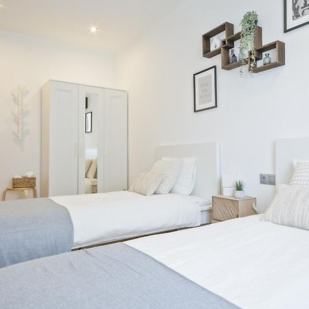 Ola Living Consell De Cent Barcelona Exterior foto